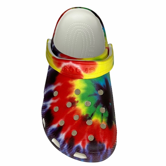 Crocs Classic Women’s Tie Dye Clogs Size 6/Mens 4 Multicolor Water Friendly - Picture 9 of 13